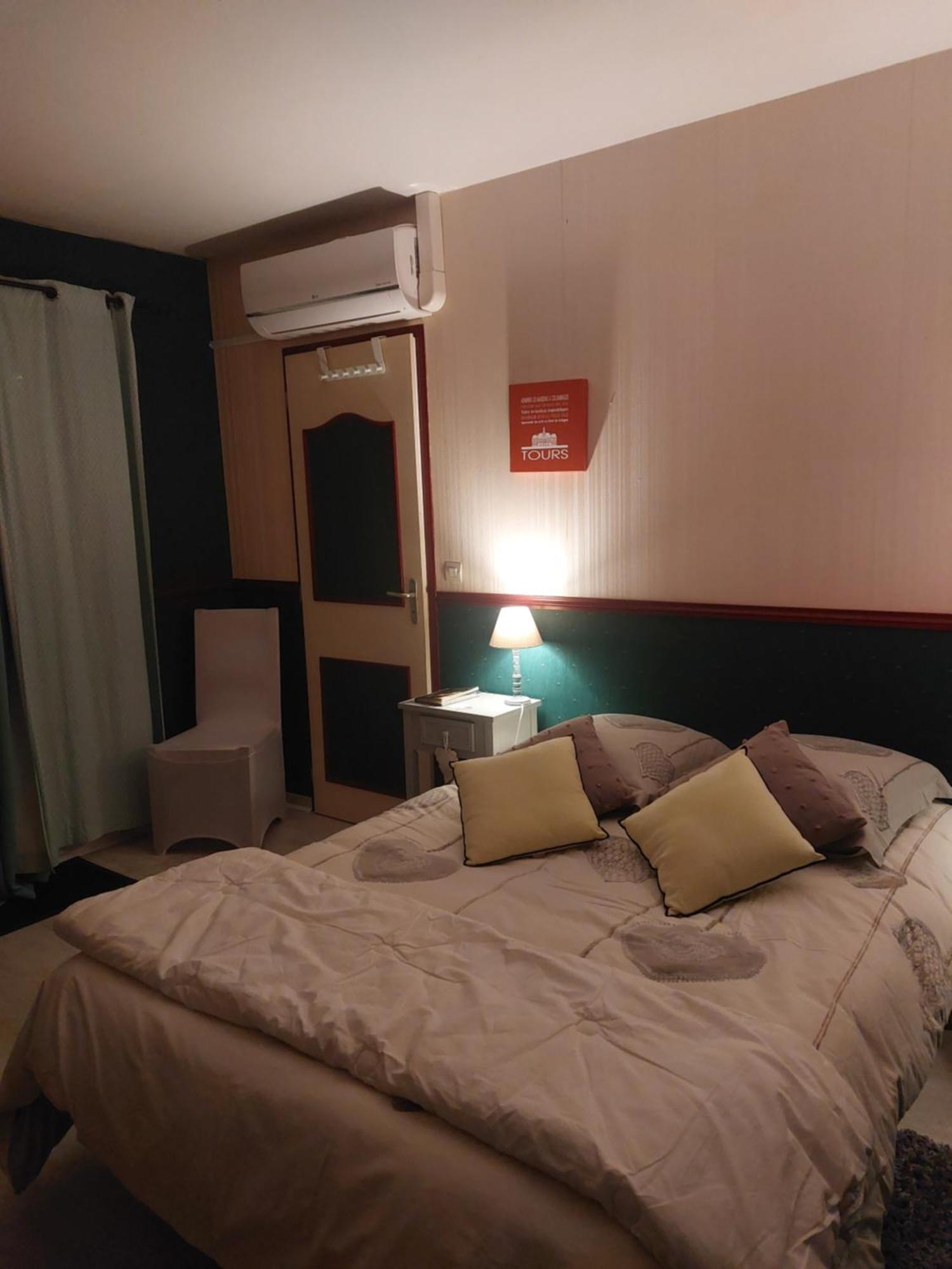 Landreau Apartment La Riche ภายนอก รูปภาพ